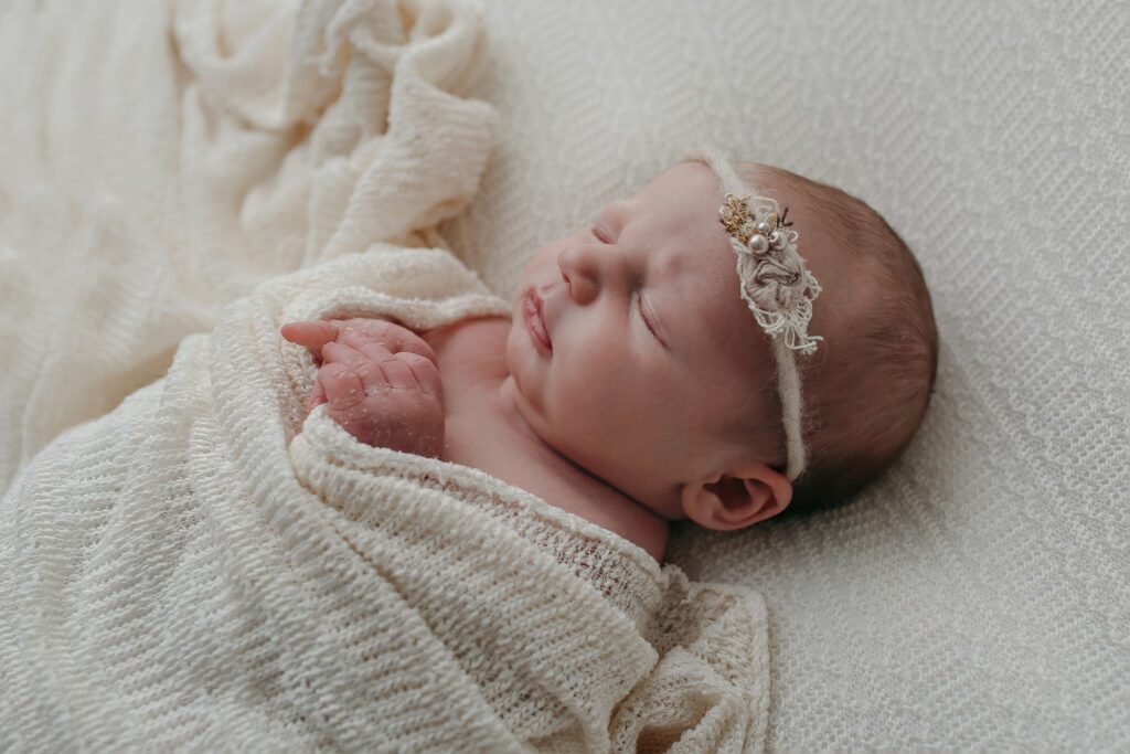 Feminine baby girl newborn photo | Palatine newborn photographer